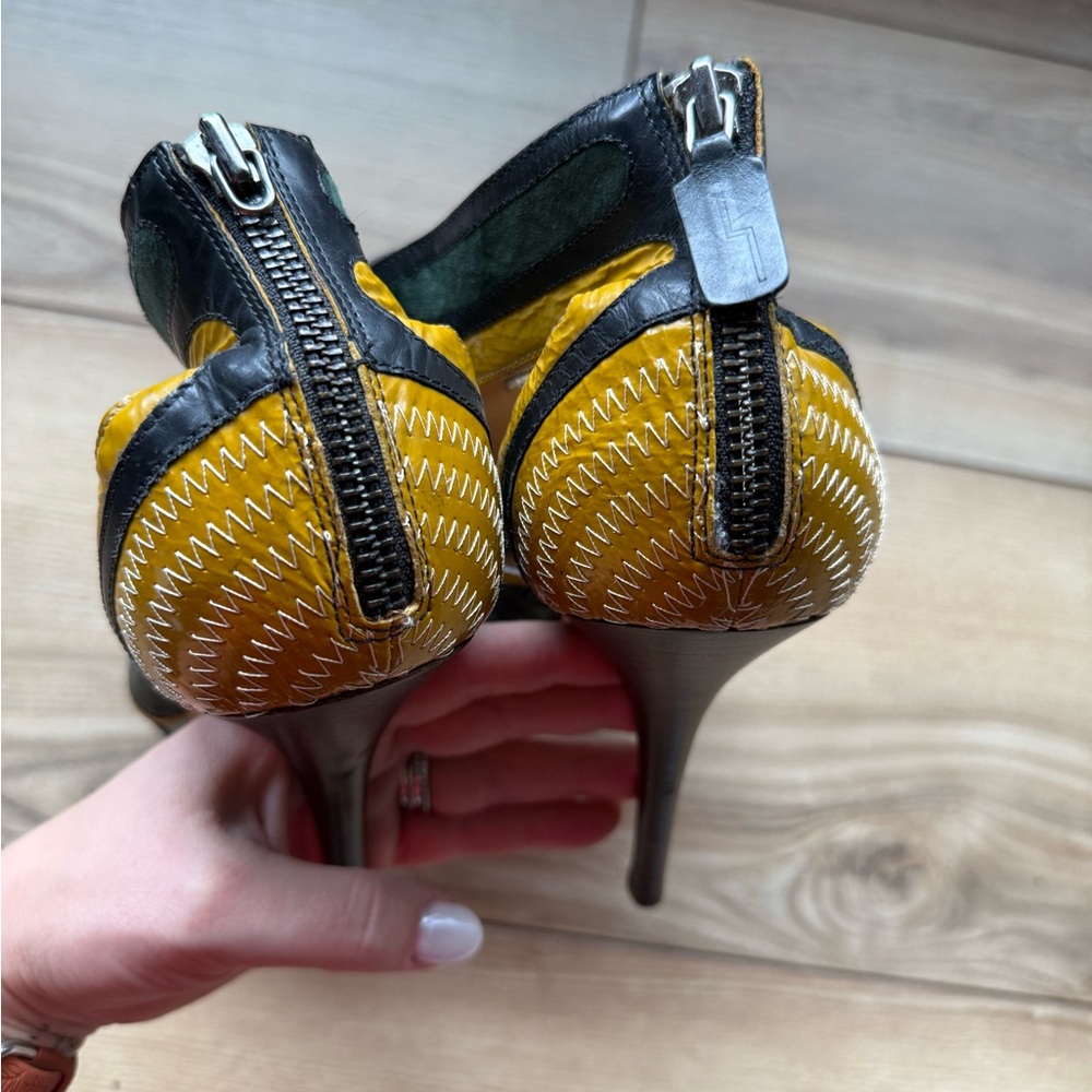 L.A.M.B. Noel Heels - Picture 9 of 11